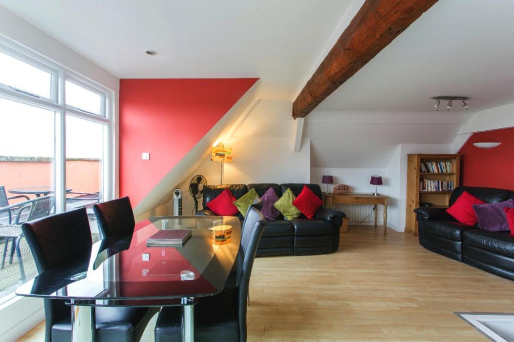 Stunning Central Exeter Apartment With Balcony And Fantastic View エクステリア 写真