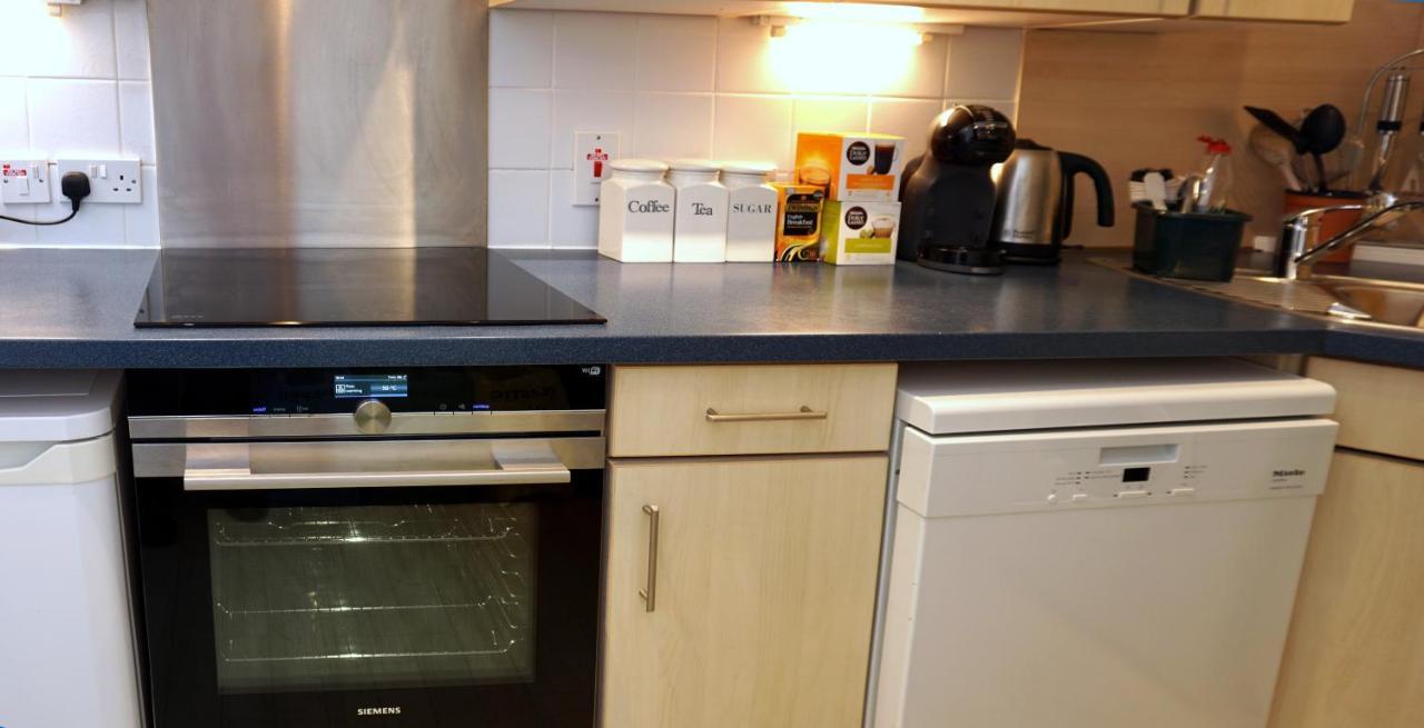 Stunning Central Exeter Apartment With Balcony And Fantastic View エクステリア 写真