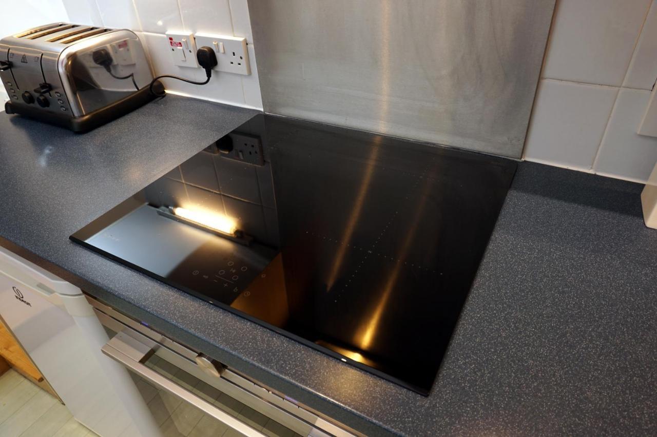 Stunning Central Exeter Apartment With Balcony And Fantastic View エクステリア 写真
